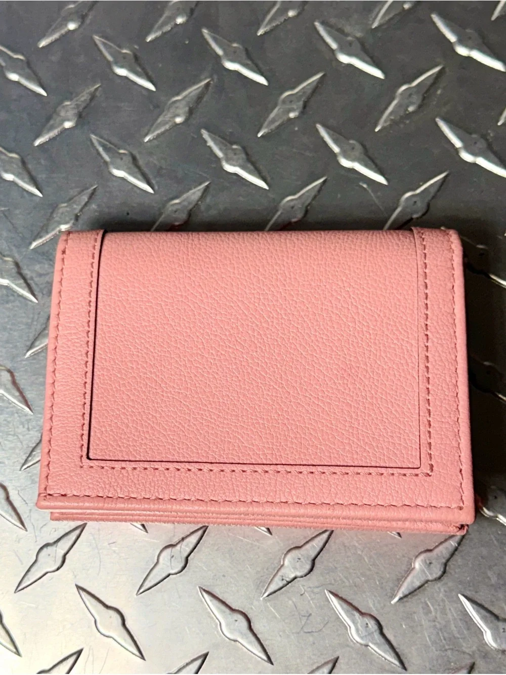 Gucci Diana Calfskin Bamboo Marmont Wallet in Pink - Picture 2 of 7
